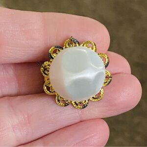 VTG 1950s Faux Pearl Dome Clip Earring Gold Filigree Japan *one only